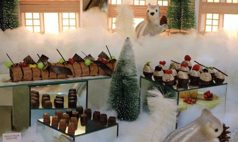 Chocolate Buffet at Cascade Lounge
