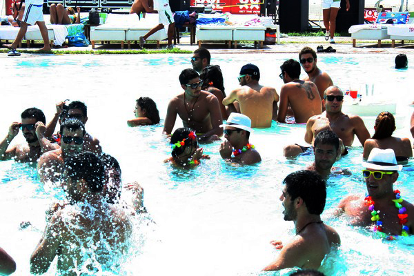 Shock The Beach 4