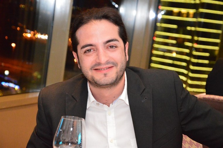  Nicolas Geahchan