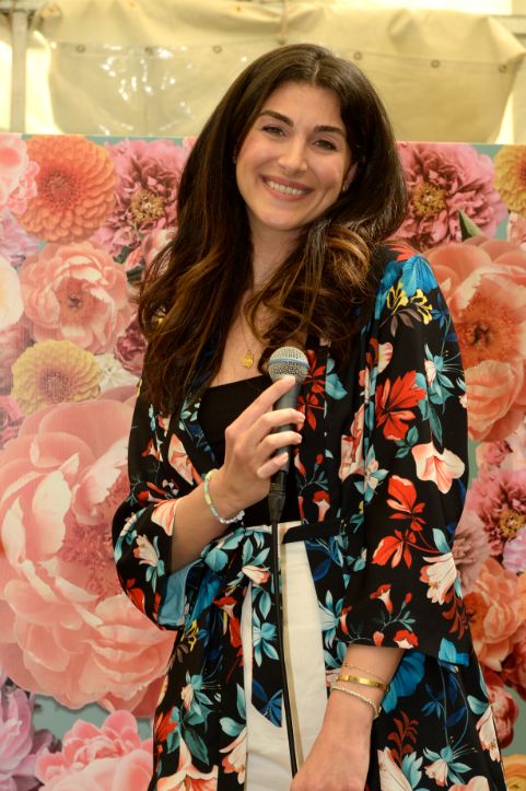 Jardin de Ville Hosts Mother's Day in a special event this spring