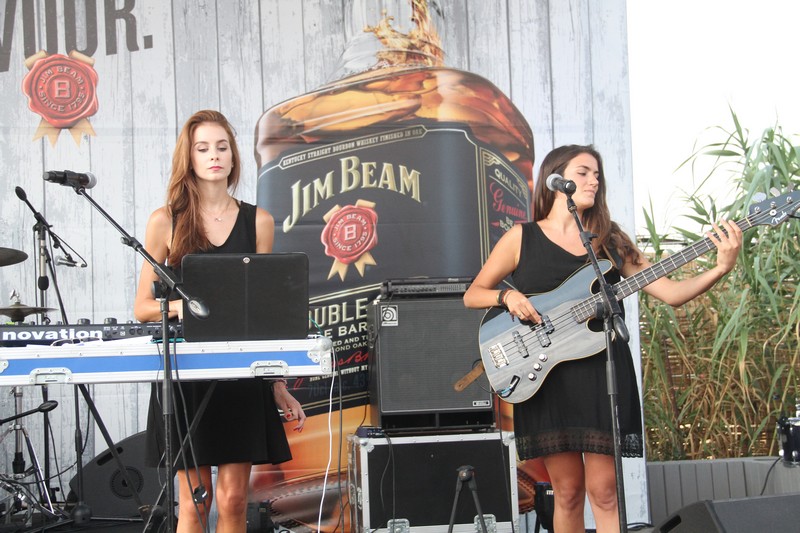 JIM BEAM ROCKS Iris Beach!