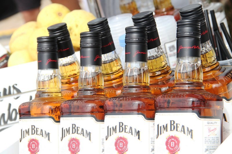 JIM BEAM ROCKS Iris Beach!