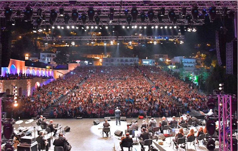 Kadim al Sahir at Beiteddine Festival