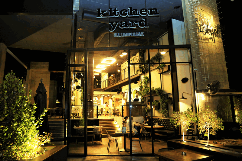 Kitchen Yard on Saturday Night