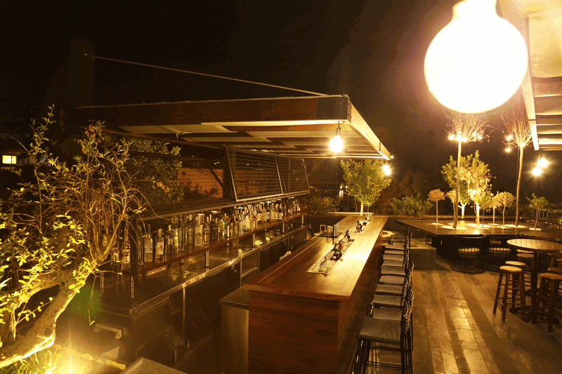 Kitchen Yard on Saturday Night