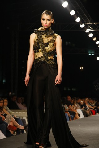 Eric Tibusch Summer Fashion Show by LIPS