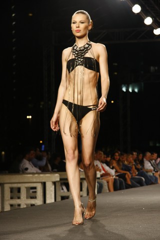 La Perla at fashion week by LIPS