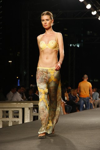 La Perla at fashion week by LIPS