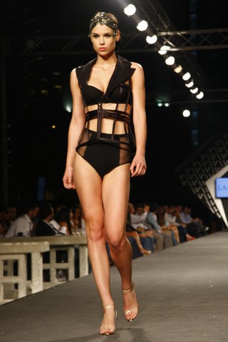 La Perla at fashion week by LIPS