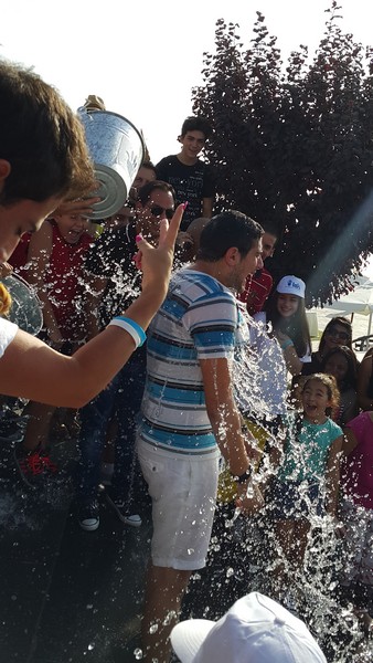 Ice Bucket Challenge With Celebrities 