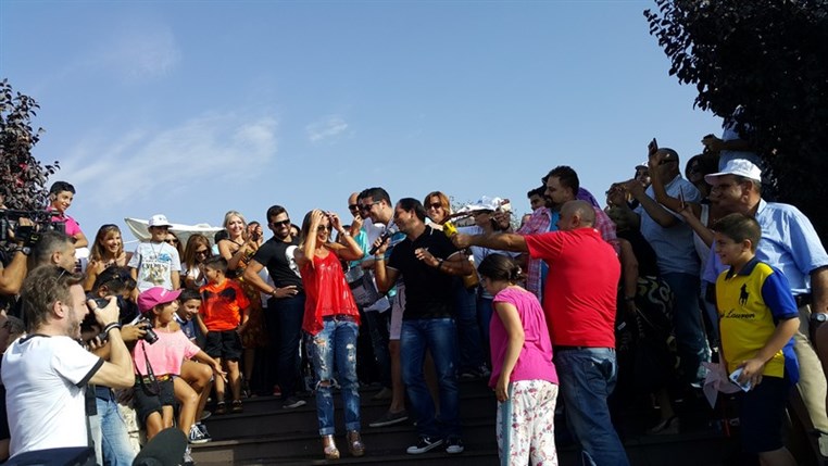 Ice Bucket Challenge With Celebrities 
