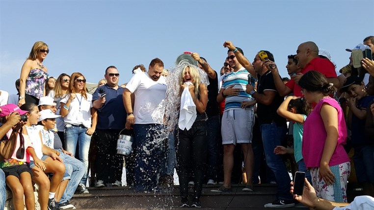 Ice Bucket Challenge With Celebrities 