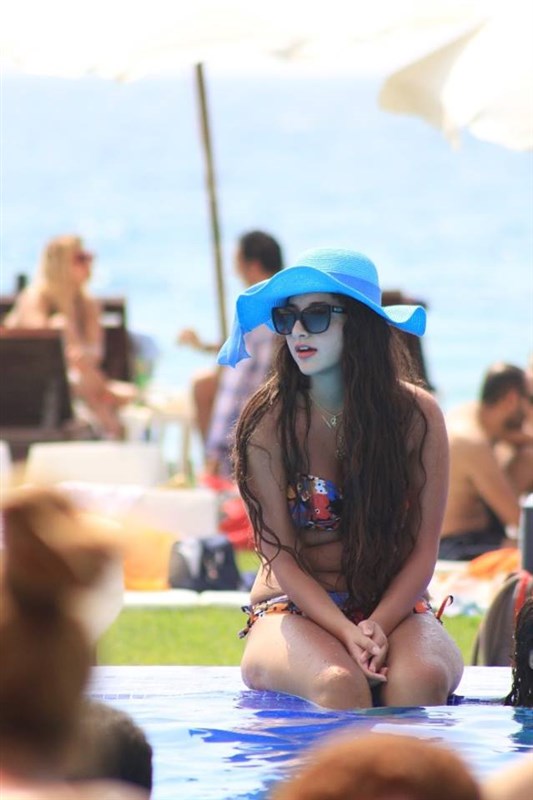 Sunday Beach Party