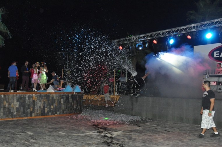 Largest FOAM Party 4 Part 2
