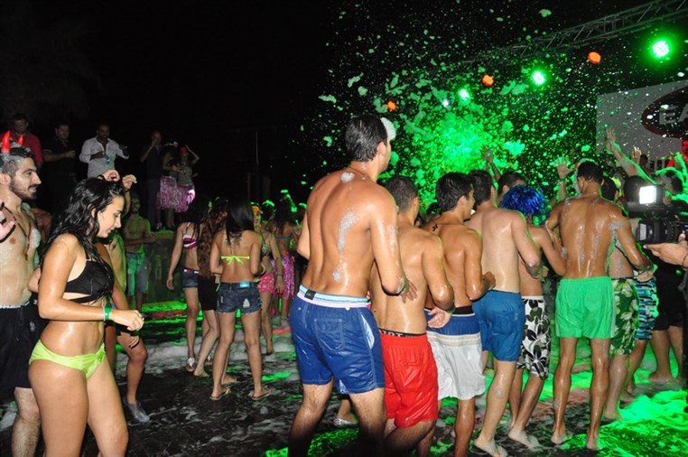 Largest FOAM Party 4 Part 2