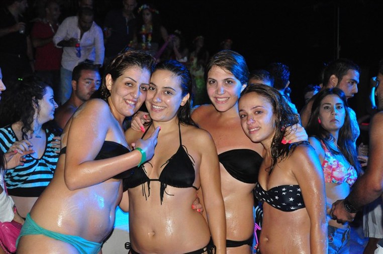 Largest FOAM Party 4 Part 2