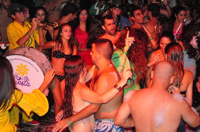 Largest FOAM Party 4 Part 2