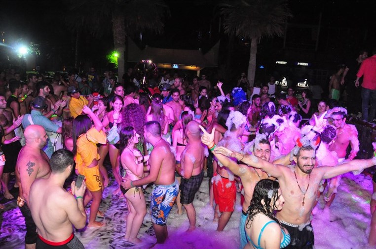Largest FOAM Party 4 Part 2