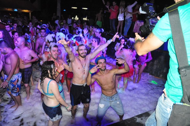 Largest FOAM Party 4 Part 2
