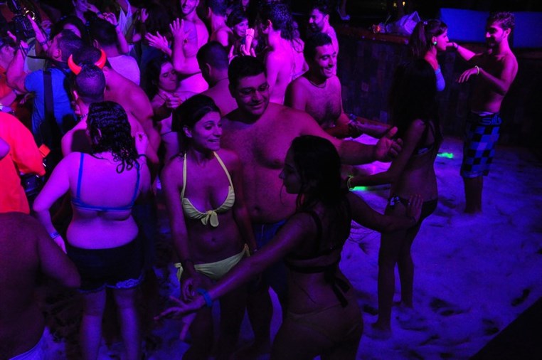 Largest FOAM Party 4 Part 2