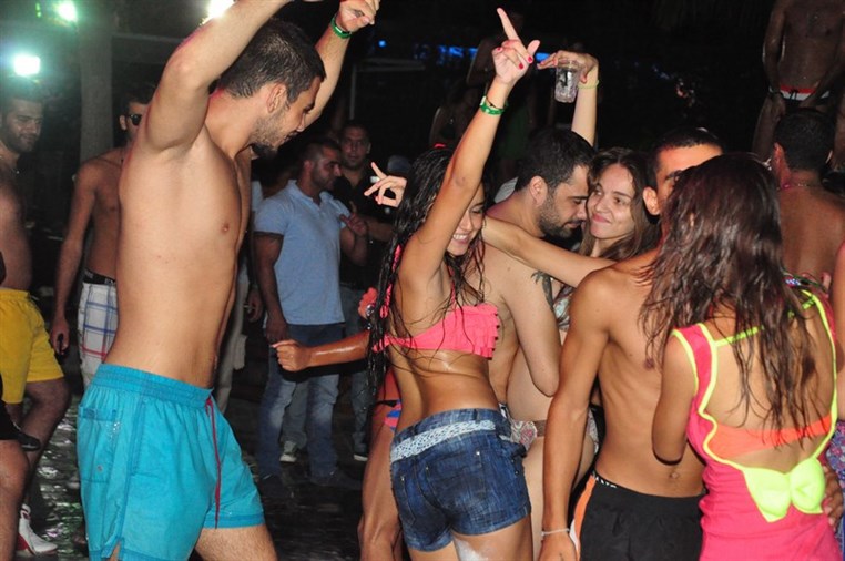 Largest FOAM Party 4 Part 2