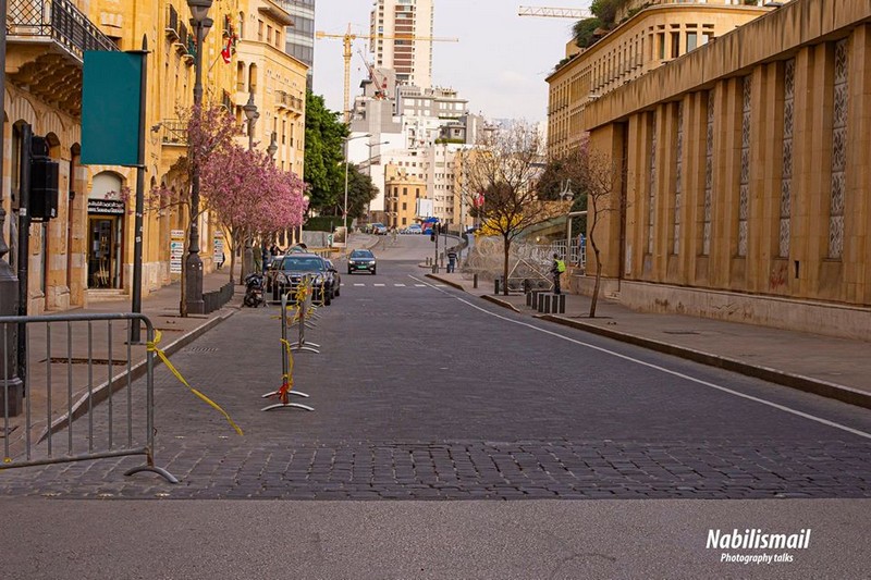 Coronavirus fears empty streets in Beirut