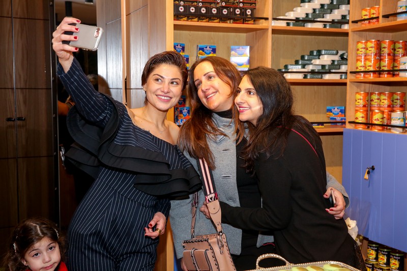 Opening of Les Delices Des Cinq Oceans