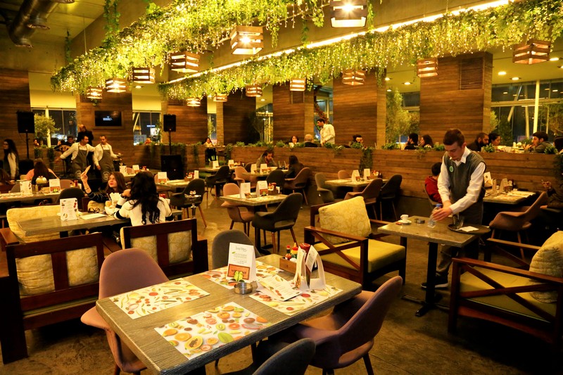 Sroud 3al 3oud at Lime Tree
