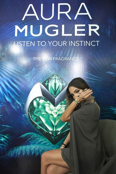 Mugler Introduces Its New Feminine Fragrance: Aura