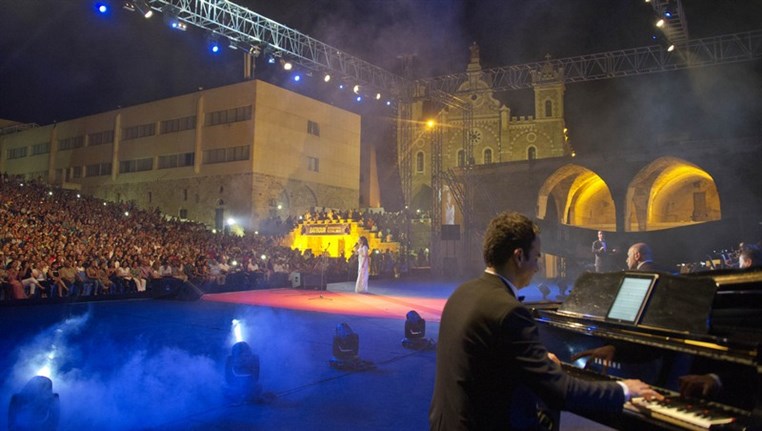 Majida el Roumi at Batroun Festival