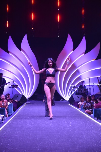Marie France Fashion Show SS18 Part1