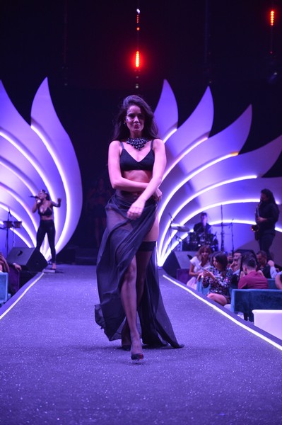 Marie France Fashion Show SS18 Part1