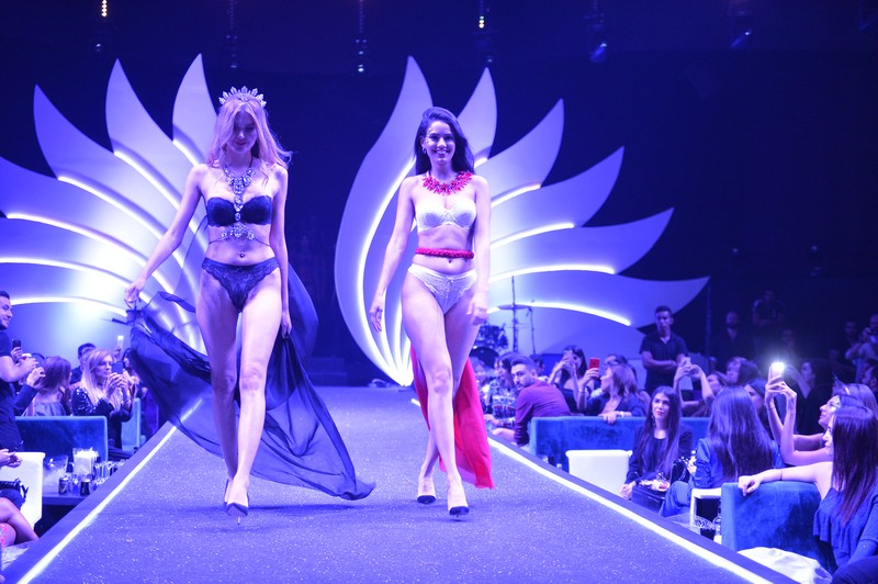 Marie France Fashion Show SS18 Part1