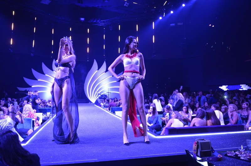Marie France Fashion Show SS18 Part1