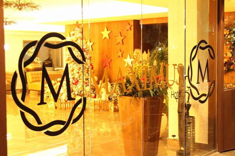 Maca_ronds 2nd Anniversary at Maximus Hotel