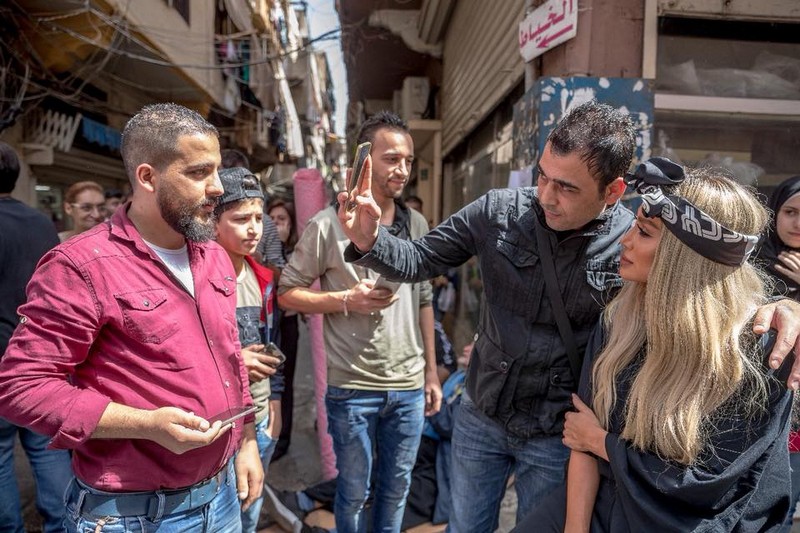Maya Diab singing on the streets of Bourj Hammoud