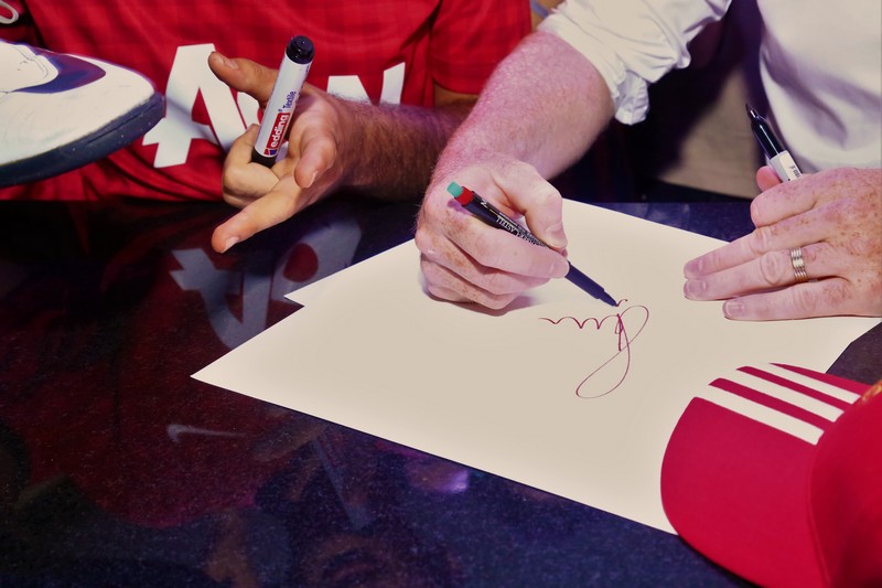 Game of Legends Meet & Greet