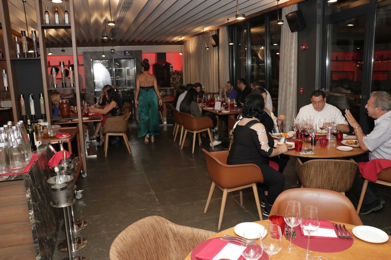 The Michelin star Chef returns to ROJO