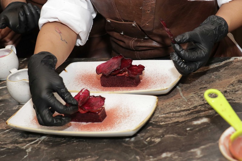 The Michelin star Chef returns to ROJO