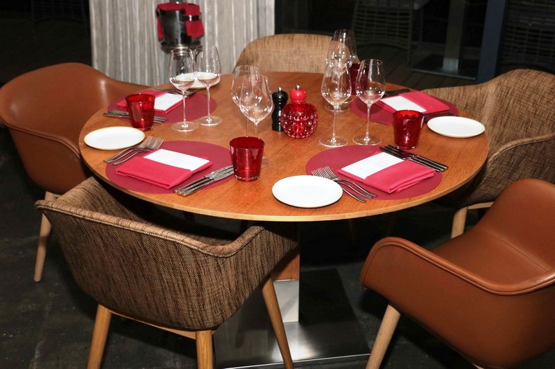 The Michelin star Chef returns to ROJO