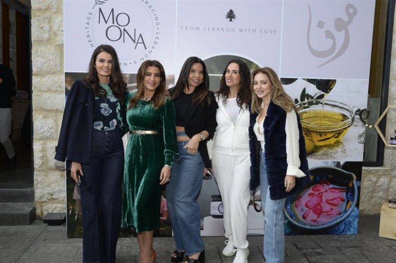 Bee The Queen mother's day celebration at Mon Maki a Moi