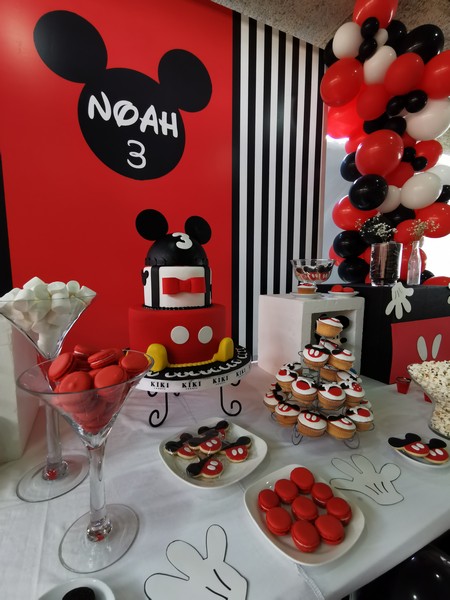 Noah's Birthday Setup Decoration