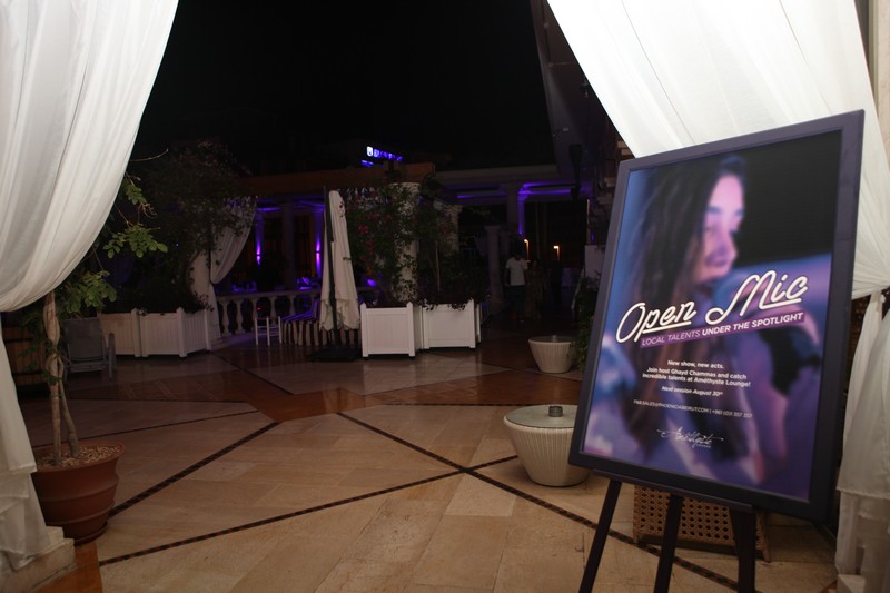 Open Mic at Amethyste