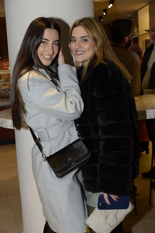 Particulier Caracas branch opening