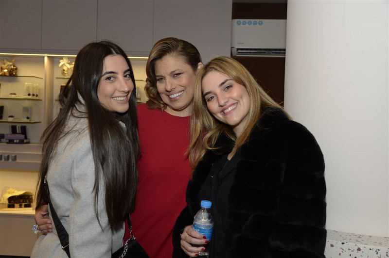 Particulier Caracas branch opening