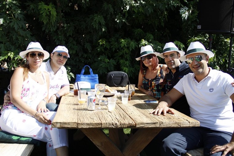 Perrier Decks on the Peak