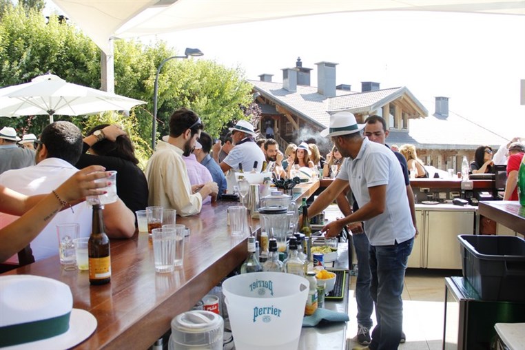 Perrier Decks on the Peak