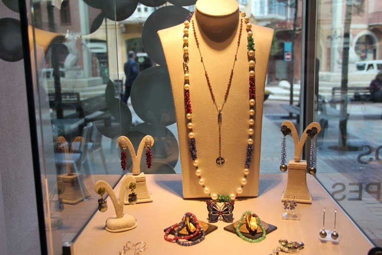 Mother Daughter Brunch at Purrl Gallery