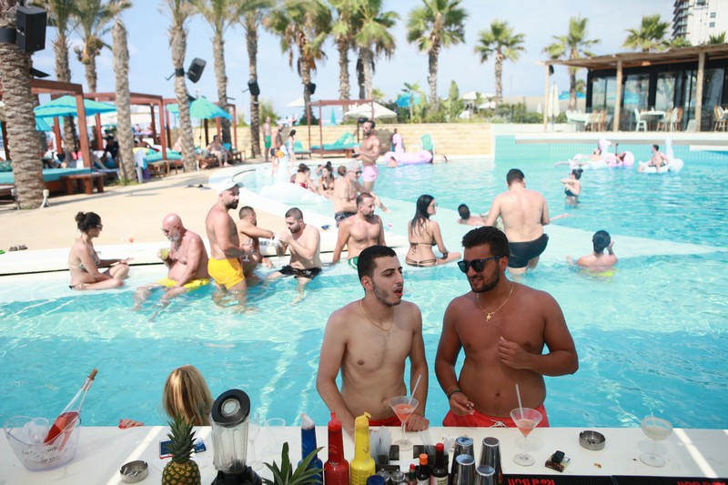 Riviera Hotel House Party