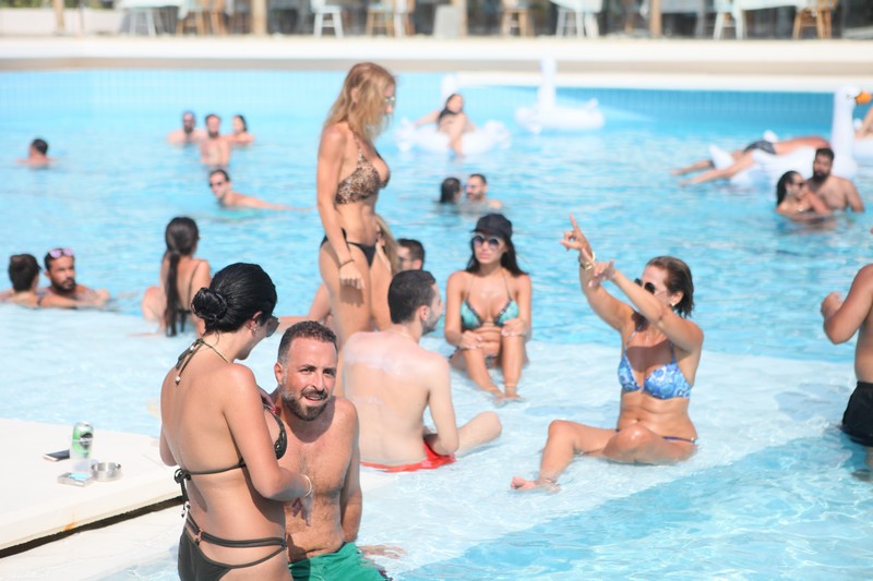 Riviera Hotel House Party